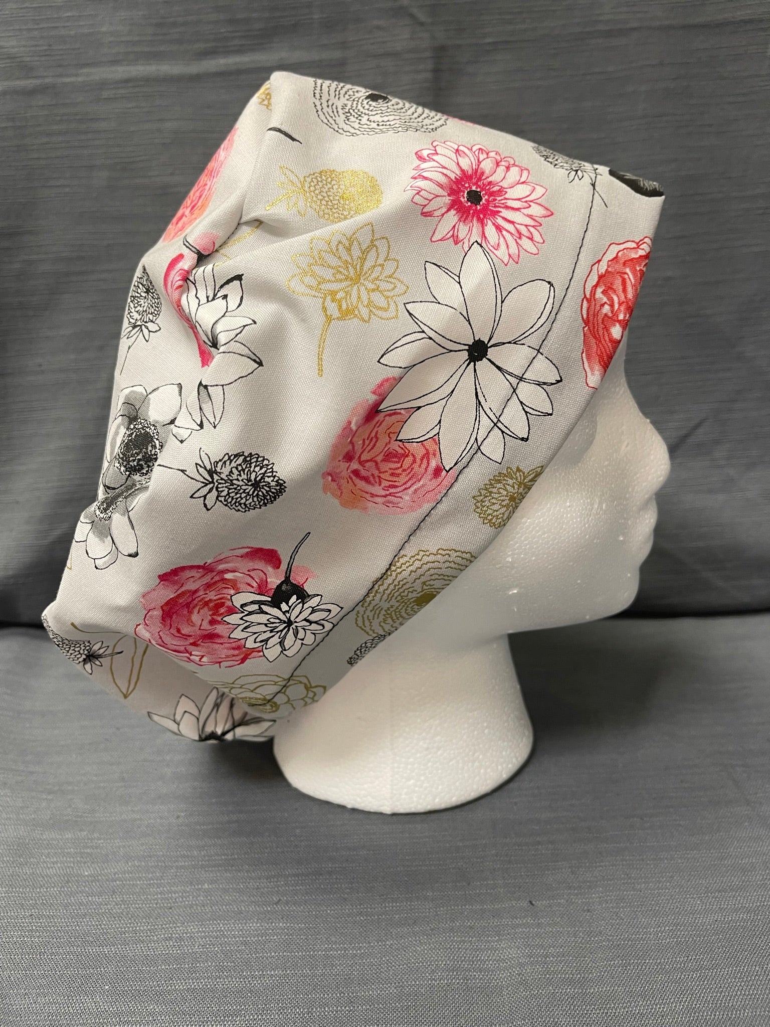 Flower garden- euro style scrub cap